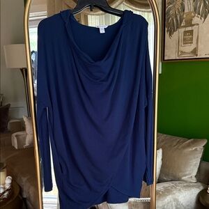 Athleta Women’s  Deep Blue Hooded Top